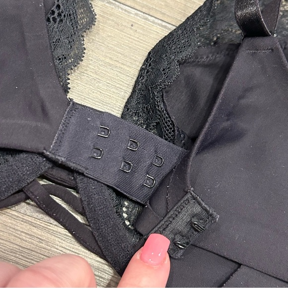 Soma Unlined Lace Trim Plunge Bra - Picture 4 of 6